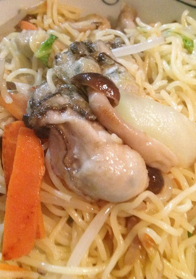 広島と言えば、 牡蠣 塩焼きそば-レシピのメイン写真