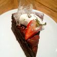 ダークチェリーのガトーショコラ