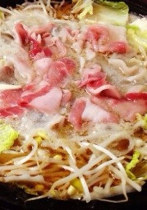 もち豚ごま油鍋-レシピのメイン写真