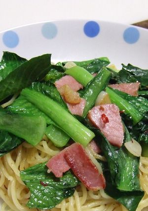 小松菜とベーコンのペペロンチーノ風焼そば-レシピのメイン写真