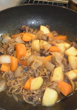 うちの夕飯　簡単肉じゃが-レシピのメイン写真