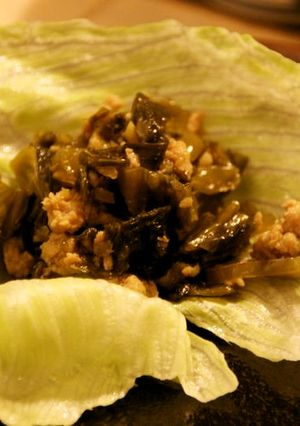 高菜と豚ひき肉のレタス包み-レシピのメイン写真