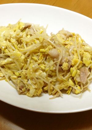 豚バラ肉と豆もやしの玉子炒め♪-レシピのメイン写真