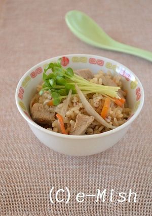 豚肉ときんぴらの中華風炊き込みごはん-レシピのメイン写真