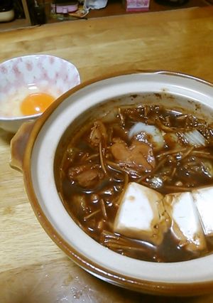 鶏肉のみそすき焼き鍋☆生卵で！-レシピのメイン写真
