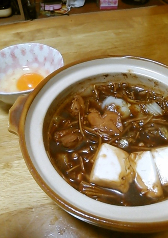 鶏肉のみそすき焼き鍋☆生卵で！-レシピのメイン写真