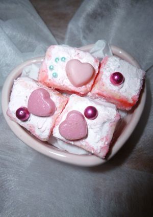バレンタイン♡アイスで速攻苺生チョコ-レシピのメイン写真