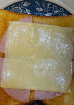 ハムチーズトースト-レシピのメイン写真