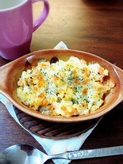 塩鮭とじゃが芋のマヨチーズ焼き-レシピのメイン写真