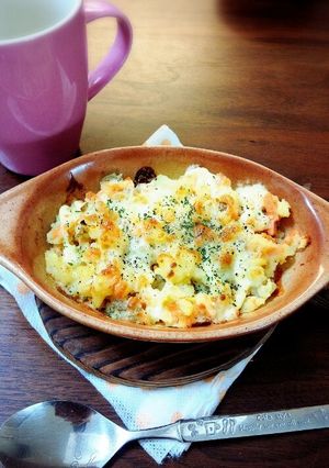 塩鮭とじゃが芋のマヨチーズ焼き-レシピのメイン写真
