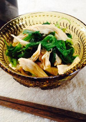 ビニール袋で簡単！セロリの葉わさポン和え-レシピのメイン写真