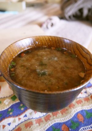 黒豆味噌汁、えのき氷と乾燥わかめ入り-レシピのメイン写真