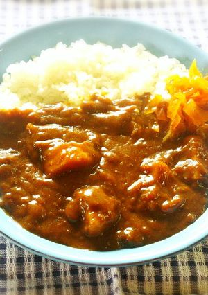 簡単！活力なべで作る♪牛すじ肉カレー-レシピのメイン写真
