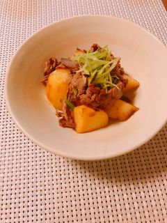 新じゃがの季節に♡生姜甘辛炒め肉じゃが-レシピのメイン写真