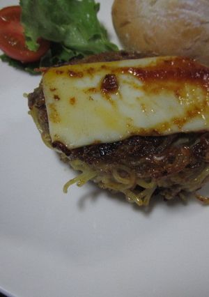 焼きそばバーグ-レシピのメイン写真