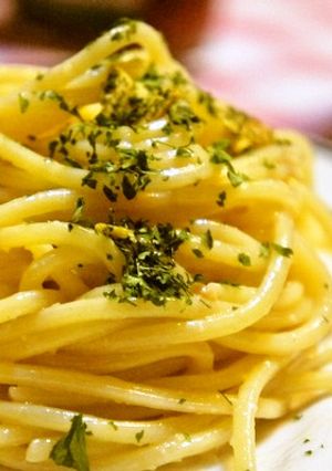 市販パスタソースでまろやかペペロンチーニ-レシピのメイン写真