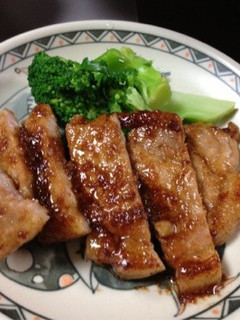 塩麹でトンテキ*-レシピのメイン写真