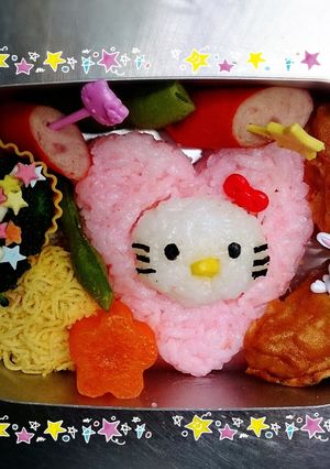 バレンタインキャラ弁ハートキティちゃん-レシピのメイン写真