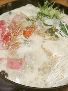 〆はラーメン☆簡単☆ぽかぽか豆乳鍋-レシピのメイン写真