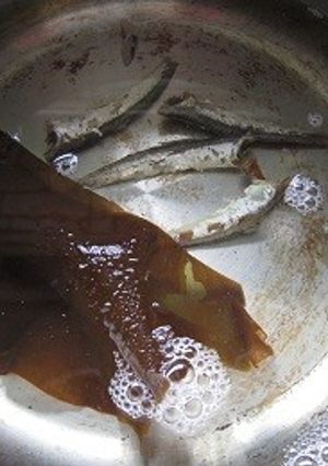 活力なべで簡単！昆布と煮干しのだし-レシピのメイン写真