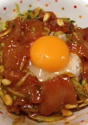 安旨♪サメとアボカドのユッケ丼-レシピのメイン写真