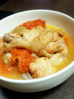 トマトとニンニク大量消費♪手羽元のお酢煮-レシピのメイン写真