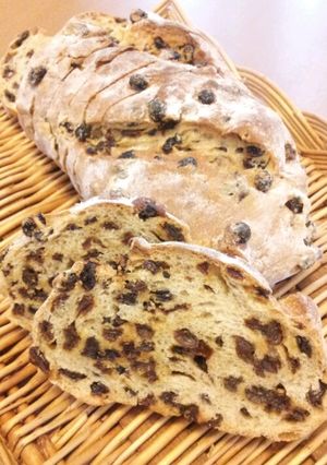 *たっぷりカレンズのライ麦パン* -レシピのメイン写真