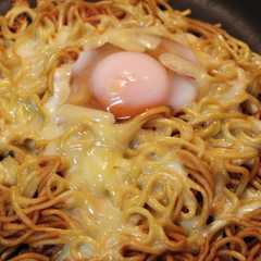 รูปของ おつまみに♪焼きカレー風（？）焼きそば