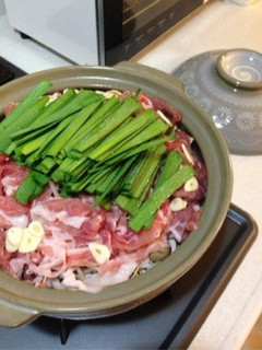 節約!ラーメンの素でとんこつ醤油鍋-レシピのメイン写真