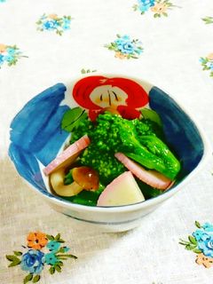 春☆菜の花としめじ・蒲鉾のわさびあえ♪-レシピのメイン写真