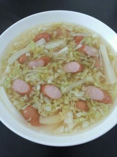 白菜とソーセージのスープ煮-レシピのメイン写真