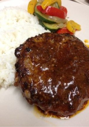 玉ねぎは炒めず混ぜる＊牛挽肉ハンバーグ-レシピのメイン写真
