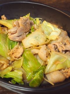 豚肉とキャベツの味噌煮込み-レシピのメイン写真