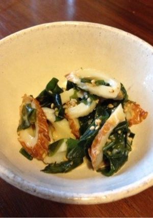超安レシピ。竹輪とワカメの麺つゆマヨ和え-レシピのメイン写真