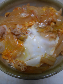 豚ばら肉と玉葱のピリ辛丼-レシピのメイン写真