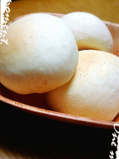 簡単米粉入り手ごねパン-レシピのメイン写真