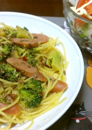 ブロッコリーとアンチョビ“風”パスタ-レシピのメイン写真