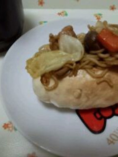 手作りベーグルで焼きそばパン-レシピのメイン写真