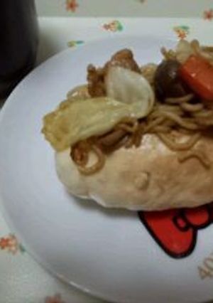 手作りベーグルで焼きそばパン-レシピのメイン写真