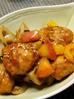 肉団子と野菜の素揚げ、リンゴ甘酢あんかけ-レシピのメイン写真