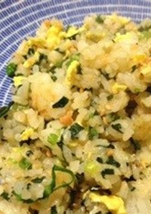 【覚書】鮭フレークとほうれん草の炒飯。-レシピのメイン写真
