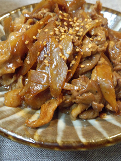 簡単！豚肉とごぼうの焼肉のたれ炒め-レシピのメイン写真