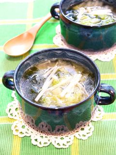 白菜とワカメの生姜スープ♪-レシピのメイン写真
