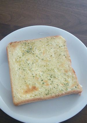 食パンでガーリックトースト-レシピのメイン写真