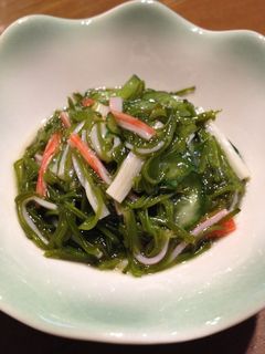 《簡単♪小鉢》胡瓜+カニカマ+めかぶ-レシピのメイン写真