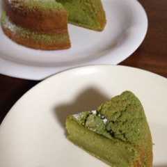 รูปของ 抹茶とホワイトチョコのガトーショコラ