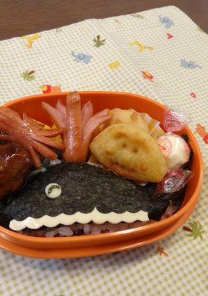 くじらごはん　幼稚園用キャラ弁-レシピのメイン写真