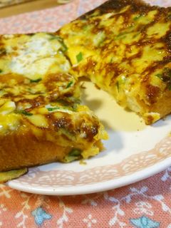 ネギ入りたまご焼き*トースト-レシピのメイン写真