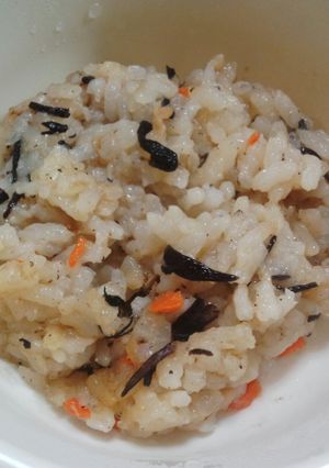 [離乳食後期]簡単☆炊き込みご飯-レシピのメイン写真