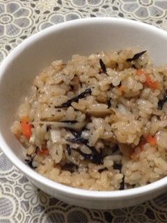 麺つゆで簡単炊き込みご飯-レシピのメイン写真